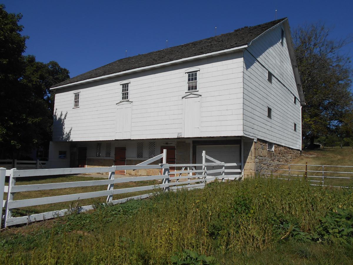 West Ridge Bed & Breakfast Elizabethtown Exterior photo